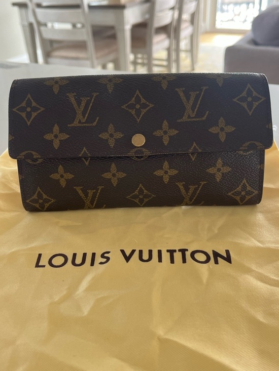 Louis Vuitton Handbags - Louis Vuitton Monogram Sarah Wallet with Crossbody WOC Chain & Insert Included